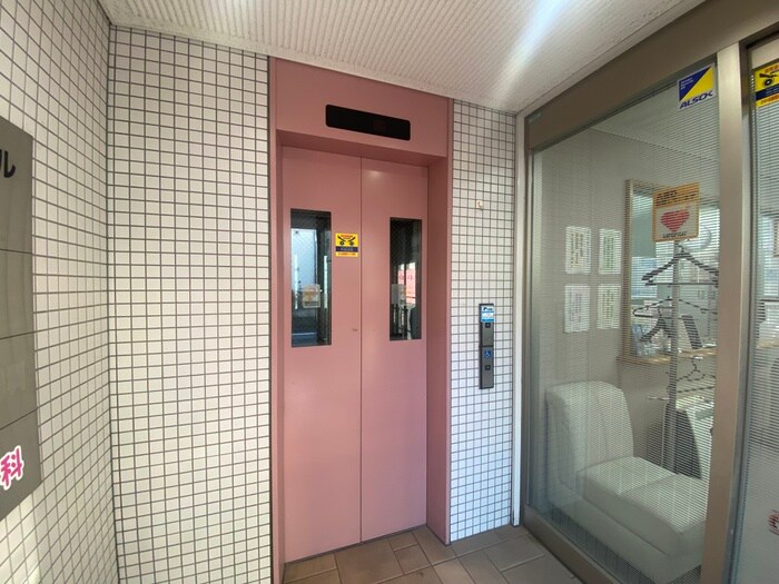 物件外観写真6　(建物設備)