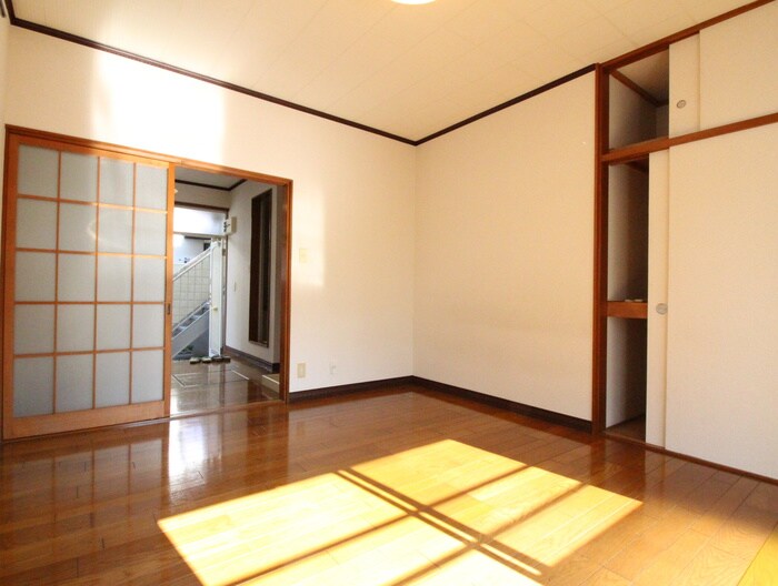 物件内観写真7　(居室)