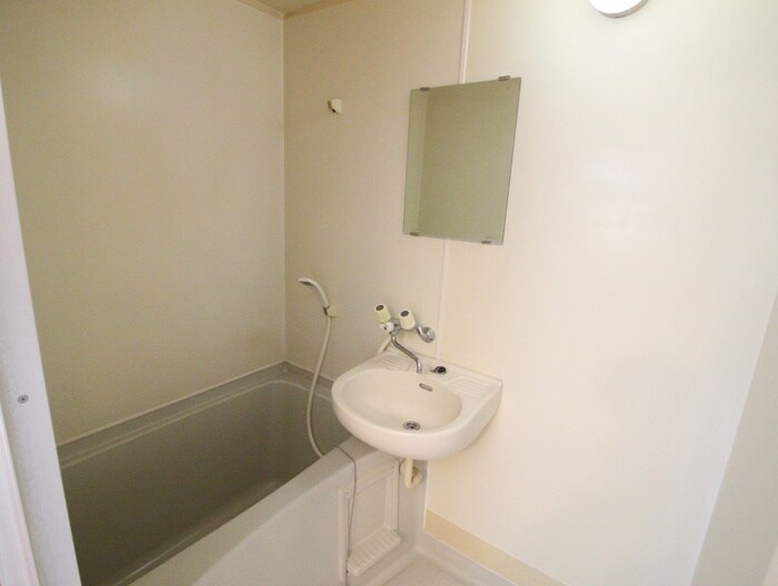 物件内観写真11　(バス／シャワールーム等)