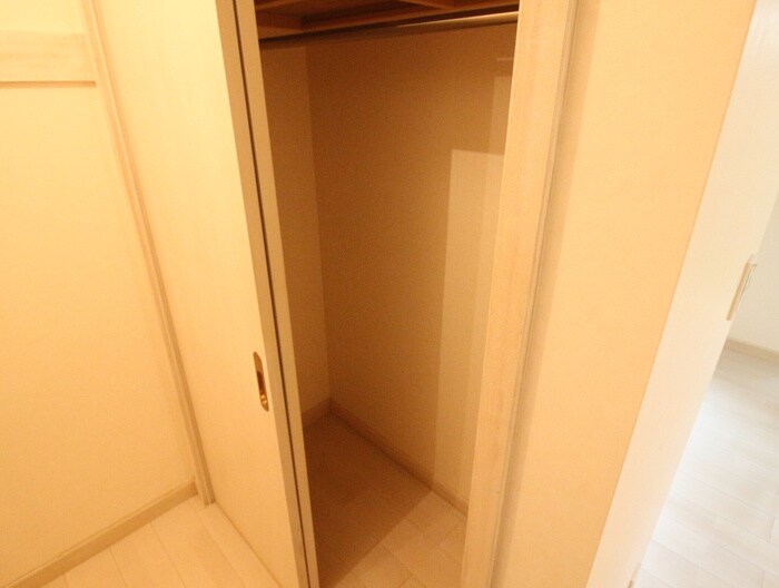 物件内観写真22　(収納)