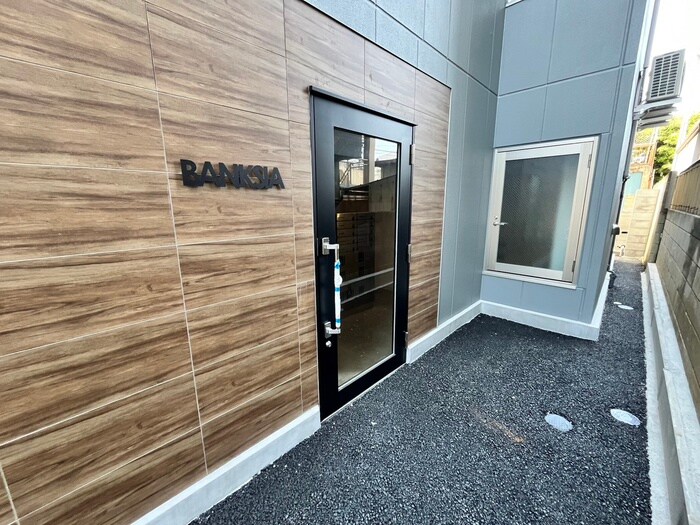 ＢＡＮＫＳＩＡのエントランス部分