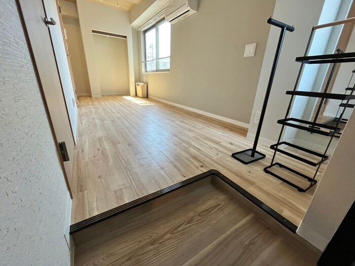 物件内観写真18　(廊下)