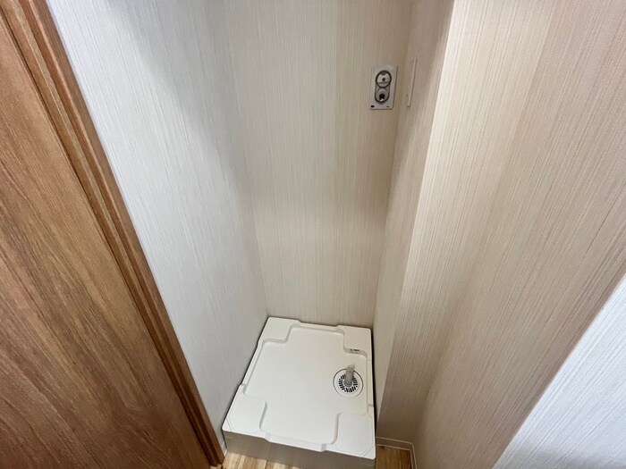 物件内観写真20　(洗濯機置場)