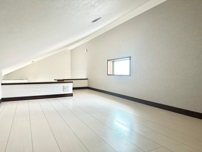 物件内観写真8　(ロフト)