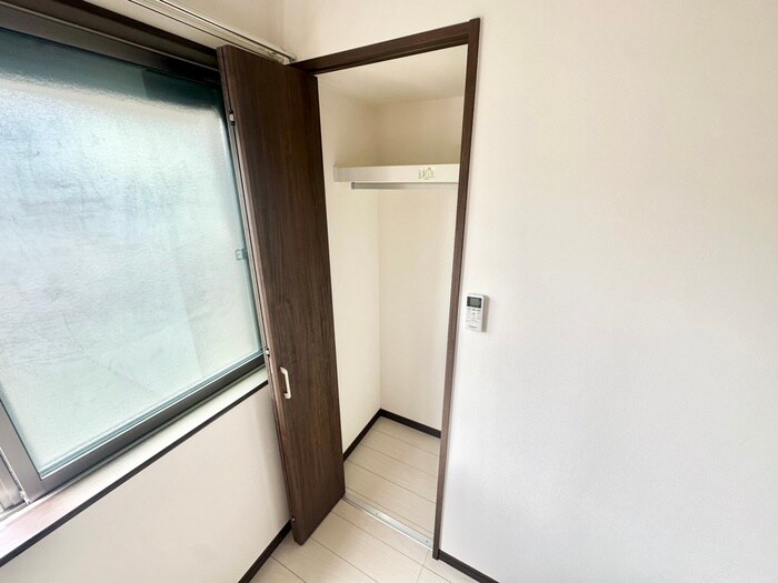 物件内観写真13　(収納)