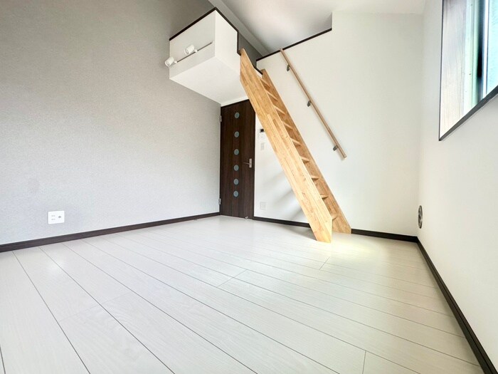 物件内観写真16　(居室)