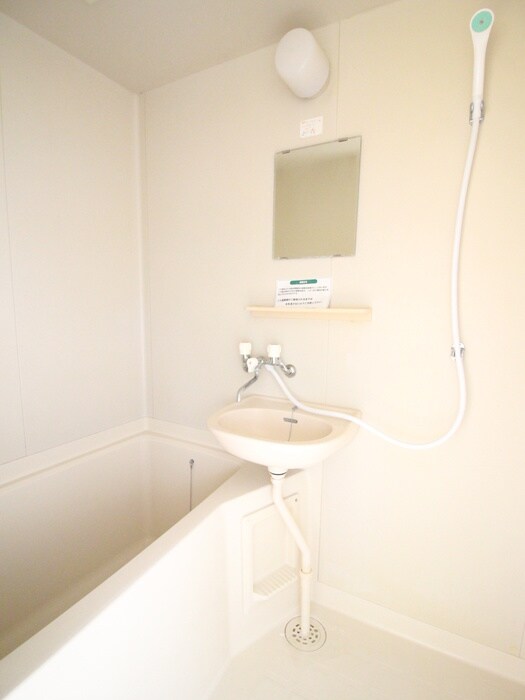 物件内観写真11　(バス／シャワールーム等)