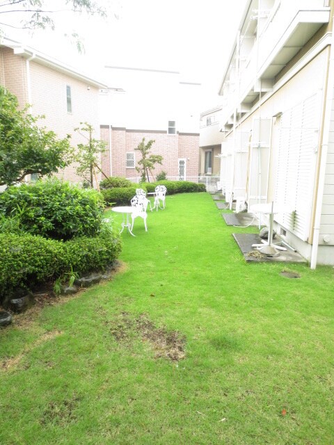 物件内観写真16　(室内からの展望)