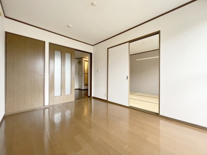 物件内観写真6　(居室)