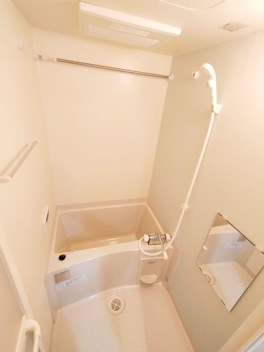 物件内観写真12　(バス／シャワールーム等)