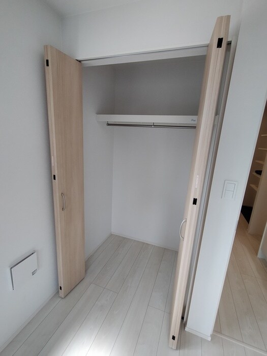 物件内観写真16　(収納)