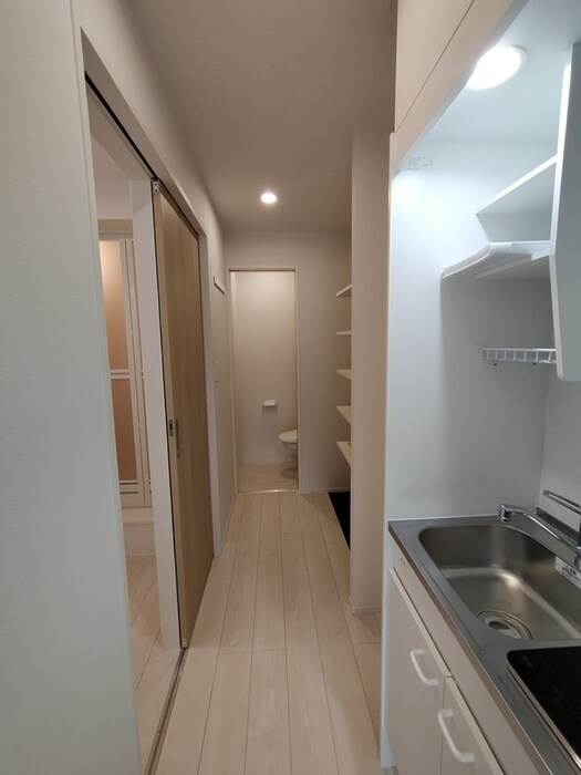 物件内観写真20　(廊下)