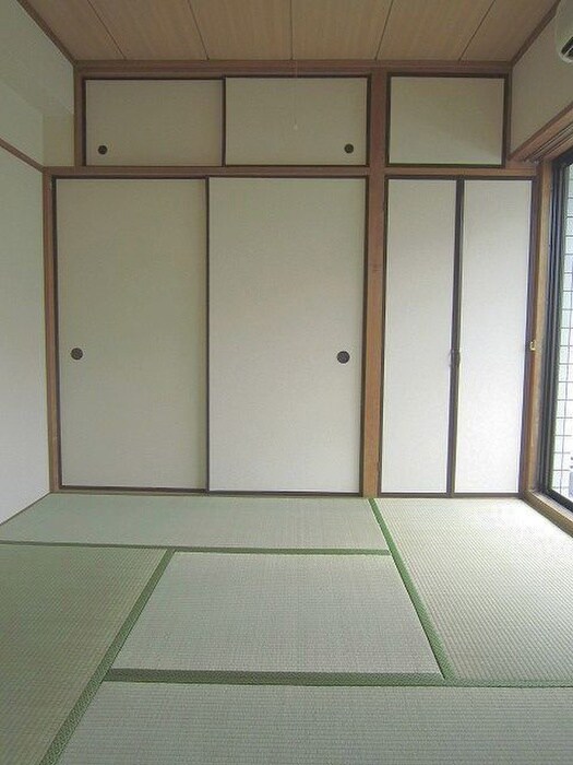 物件内観写真7　(居室)