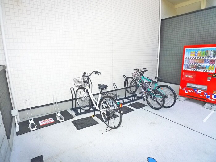 グランドレジデンス都町の駐輪場