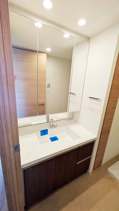 物件内観写真13　(洗面)