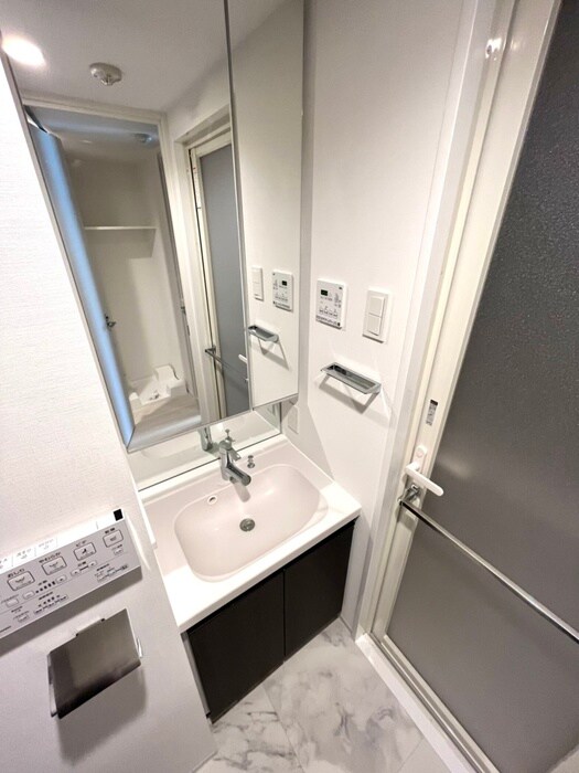 物件内観写真11　(洗面)