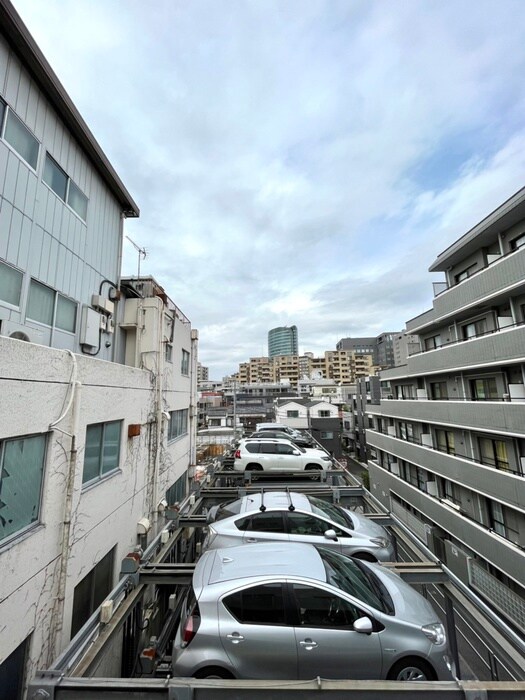 物件内観写真17　(室内からの展望)