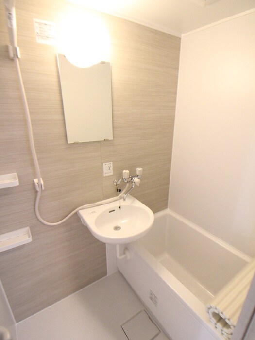 物件内観写真14　(バス／シャワールーム等)