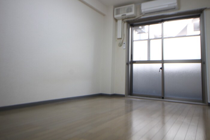 物件内観写真15　(居室)