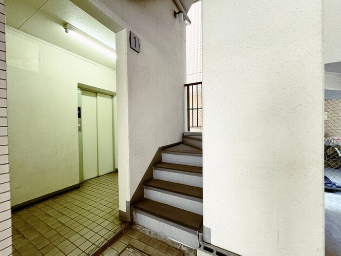 物件外観写真3　(建物設備)