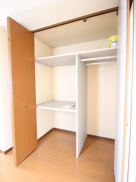 物件内観写真9　(収納)
