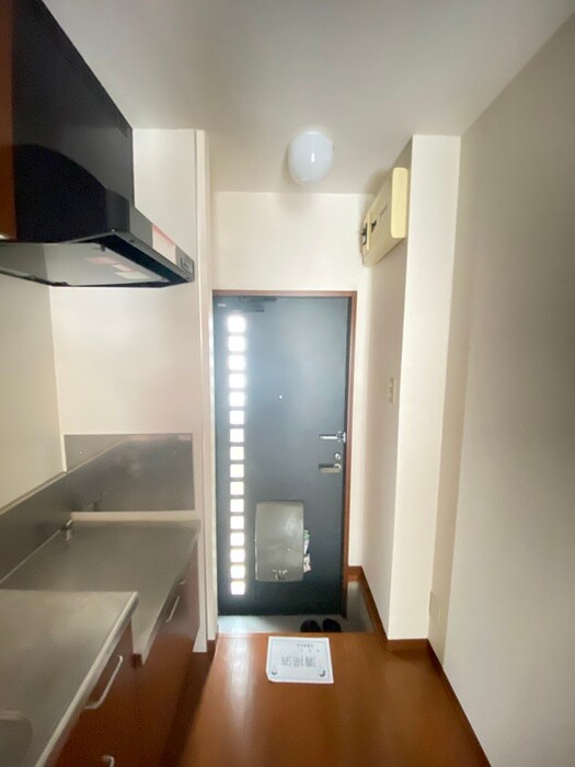 物件内観写真15　(玄関)