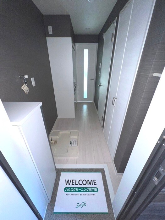 物件内観写真15　(玄関)