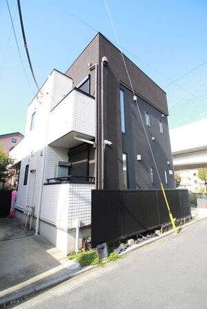 Ｊ－ＳＩＤＥ外観写真