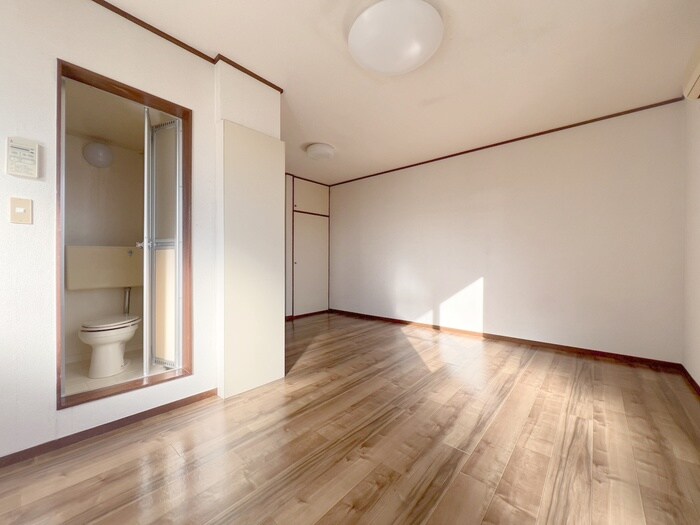 物件内観写真9　(居室)