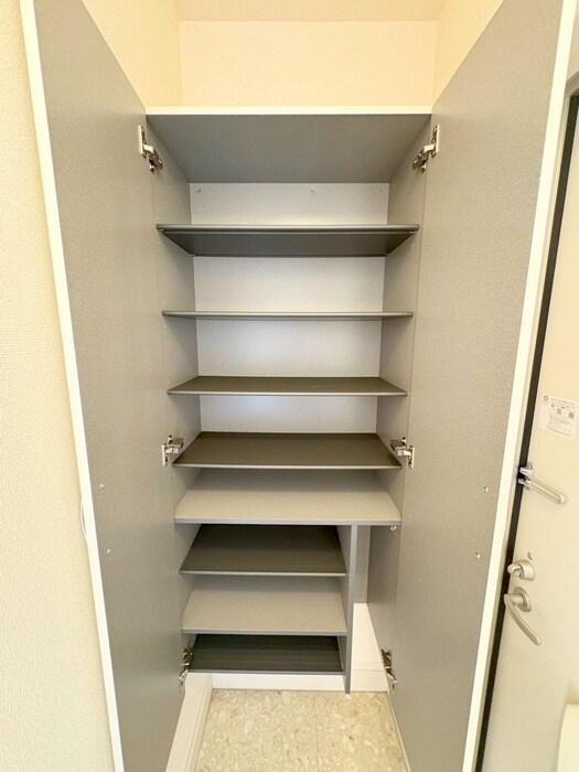 物件内観写真14　(靴箱)