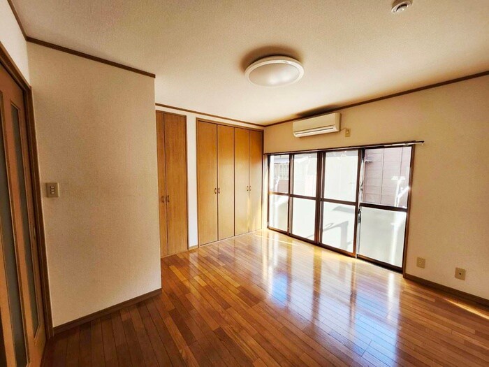 物件内観写真7　(居室)