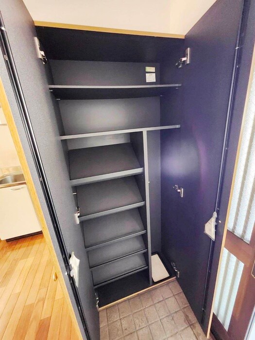 物件内観写真16　(靴箱)