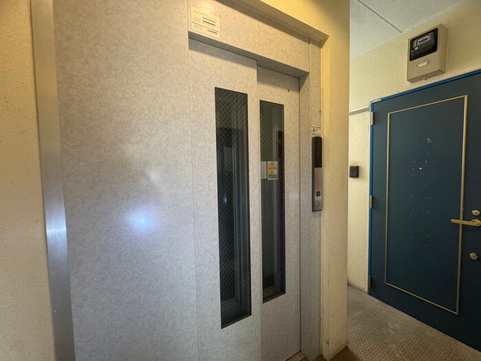 物件外観写真4　(建物設備)