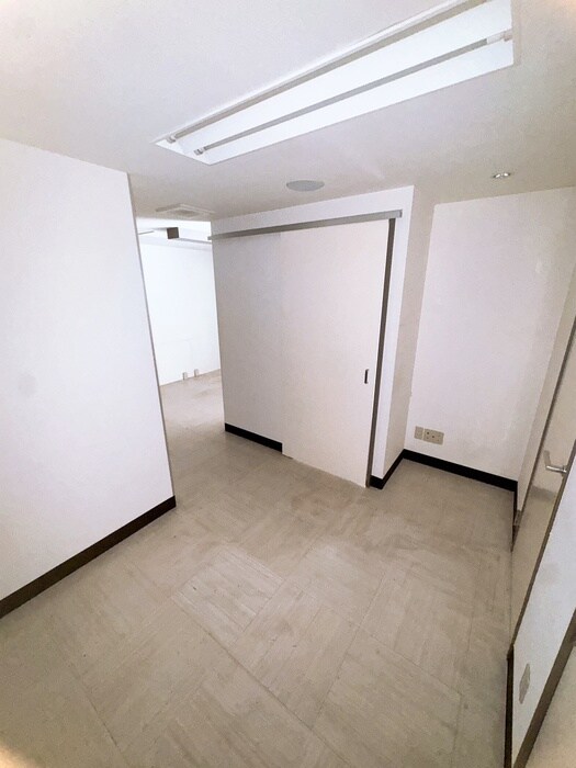 物件内観写真19　(居室)