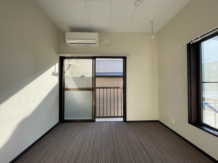 物件内観写真7　(居室)