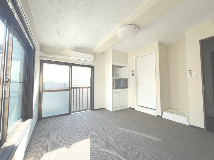 物件内観写真8　(居室)