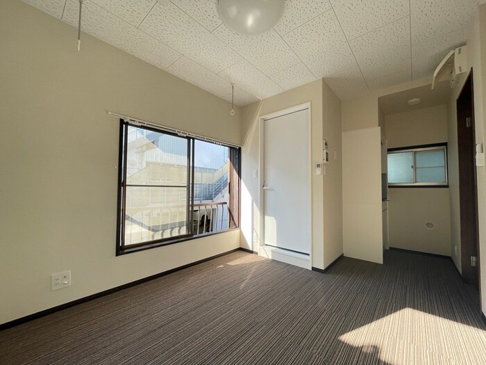 物件内観写真9　(居室)