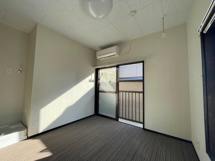 物件内観写真11　(居室)