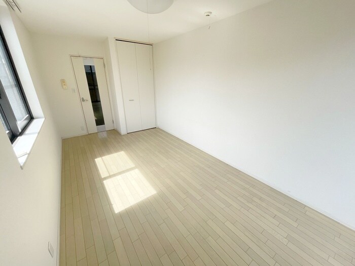 物件内観写真10　(居室)