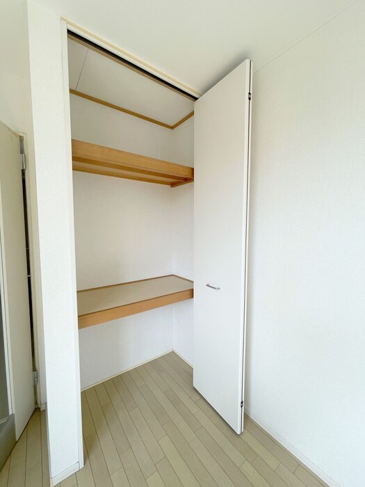 物件内観写真16　(収納)
