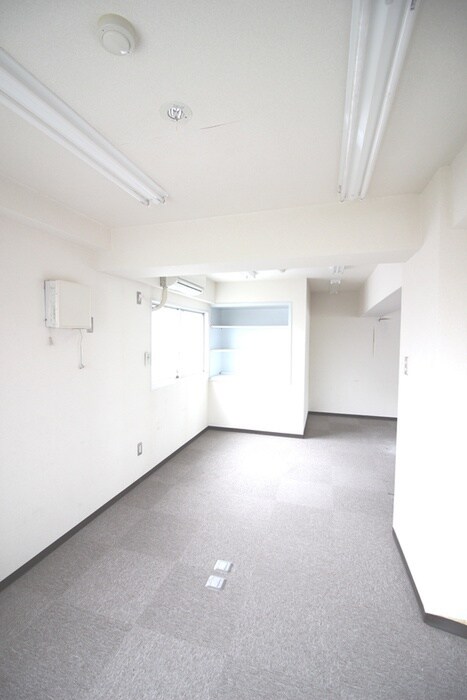 物件内観写真9　(居室)