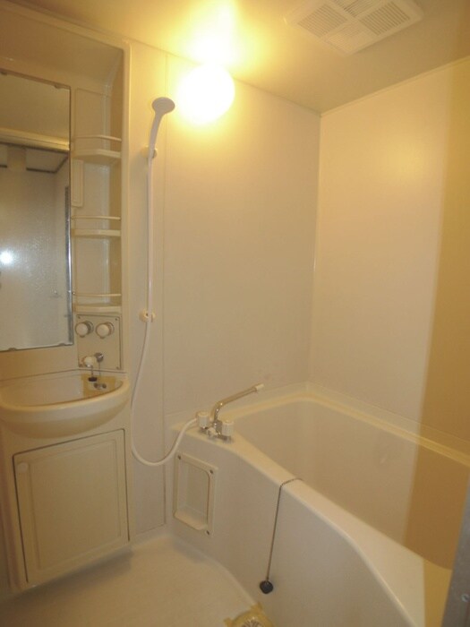 ベルグラン大宮北のバス