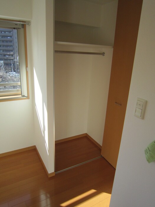 物件内観写真9　(収納)