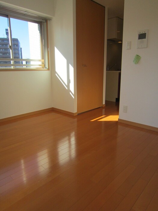 物件内観写真10　(居室)