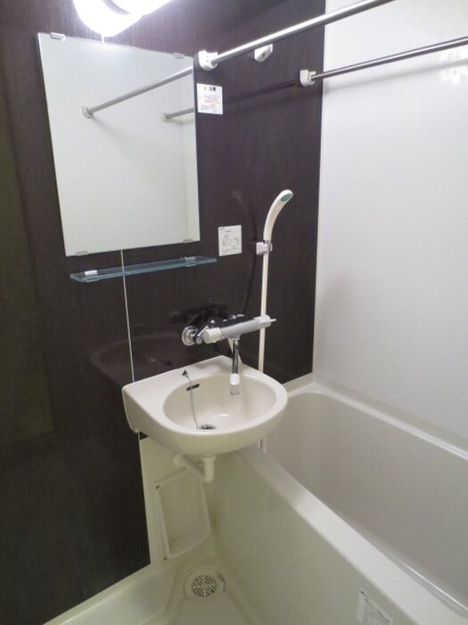 物件内観写真12　(バス／シャワールーム等)