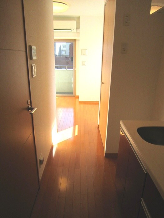 物件内観写真15　(廊下)