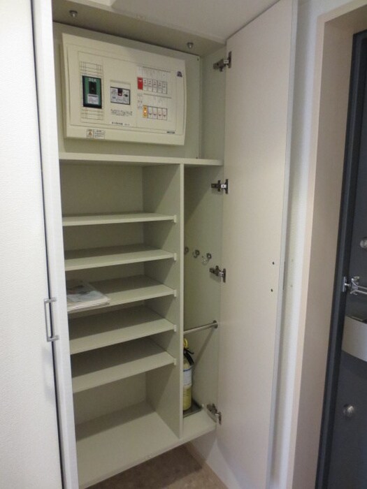 物件内観写真15　(靴箱)