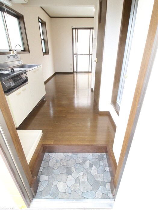 物件内観写真15　(玄関)