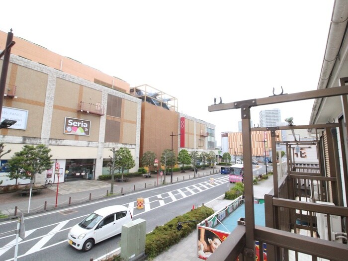 物件内観写真16　(室内からの展望)