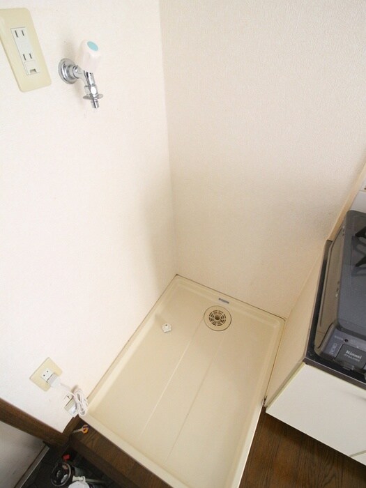 物件内観写真20　(洗濯機置場)